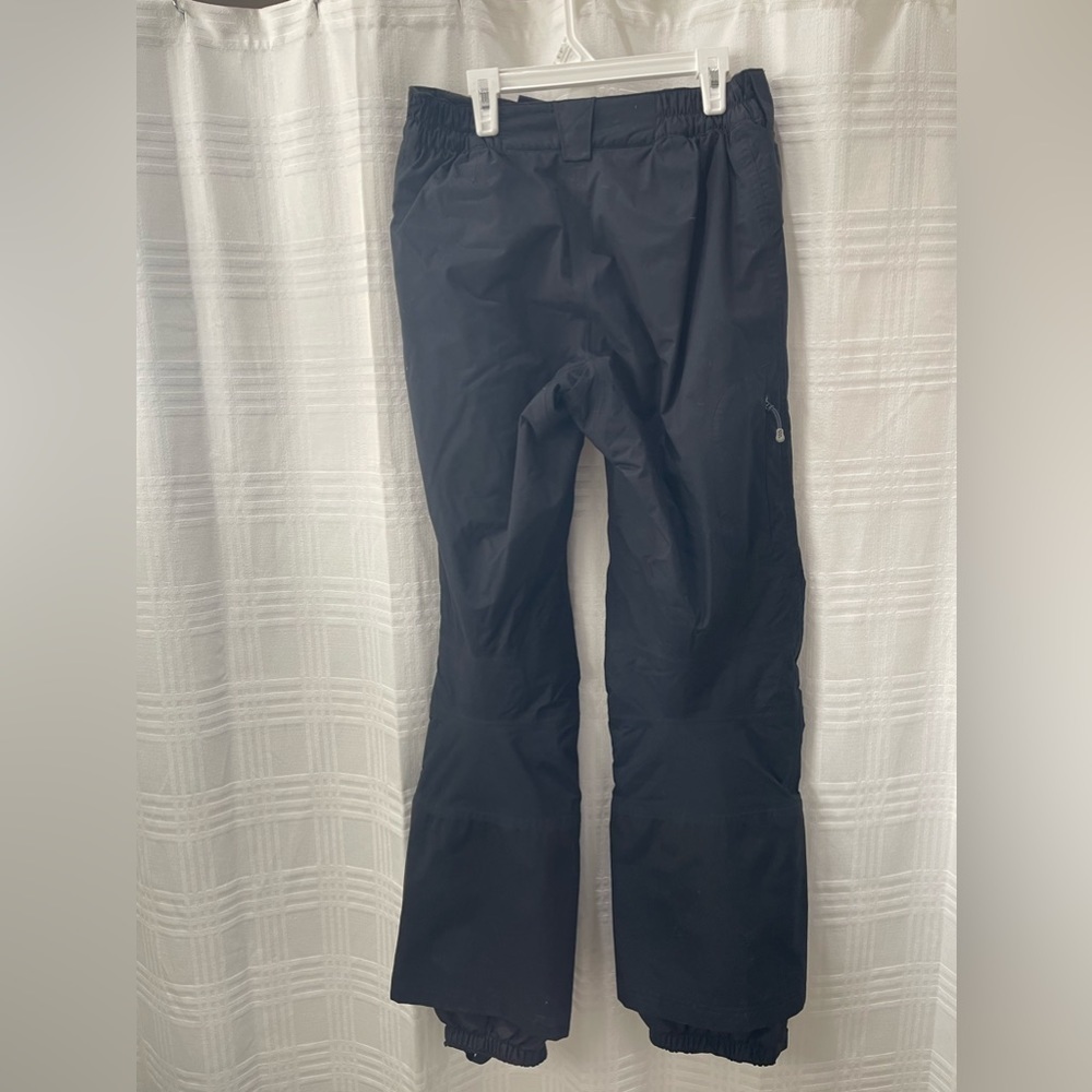 Patagonia women’s black snow pants - Picture 2 of 13